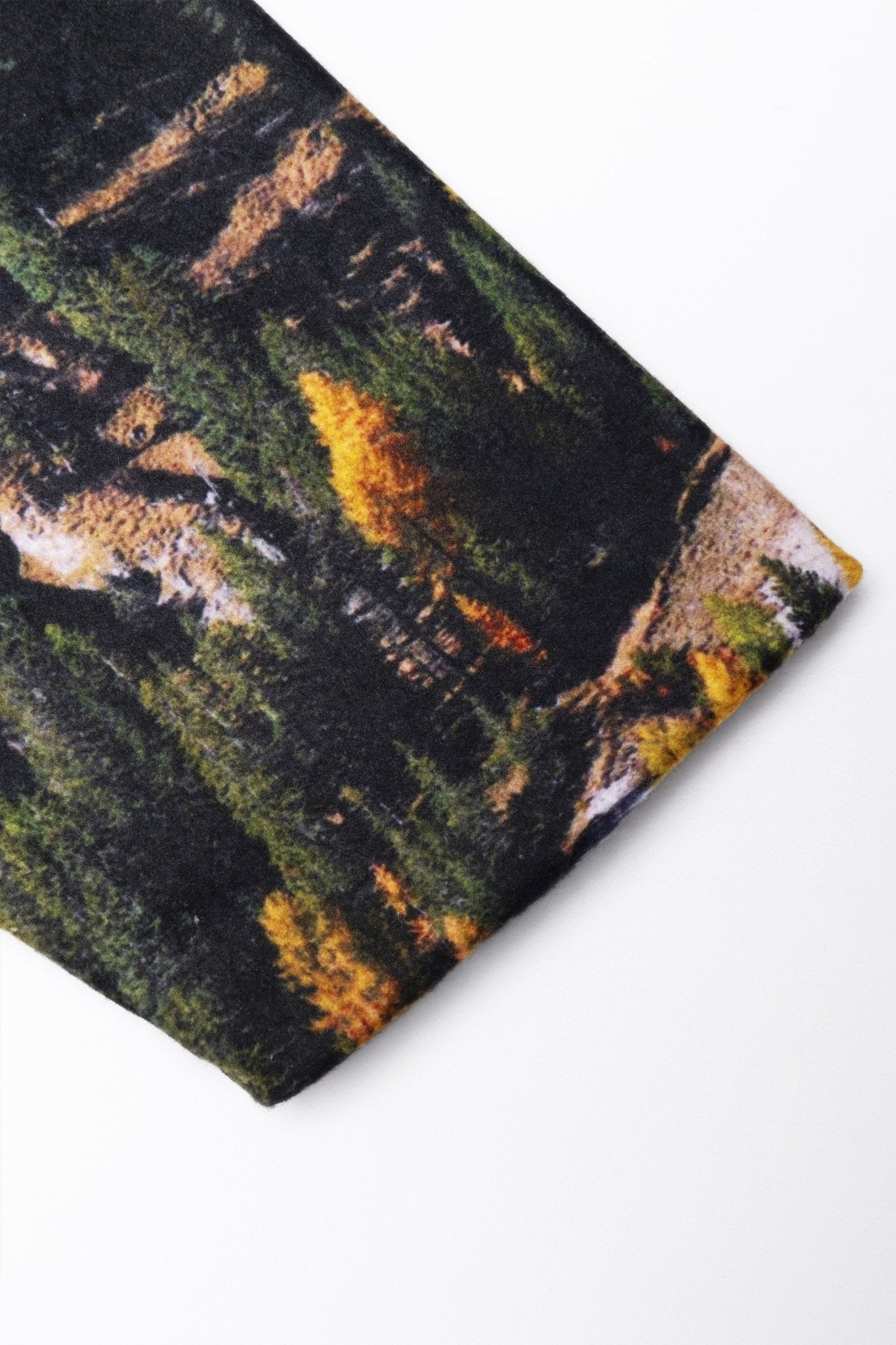 Close Up Sleeve Image